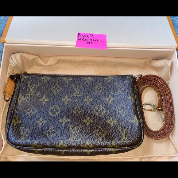 MONO CROSSBODY LV BAG